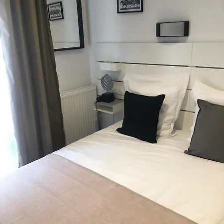 Le 23 Hotel 2*