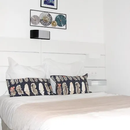 Le 23 Hotel